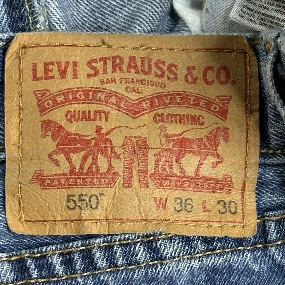 Levi's 550 Relaxed Fit Jeans Men's W36 Light Wash Tapered Denim Cotton Classic